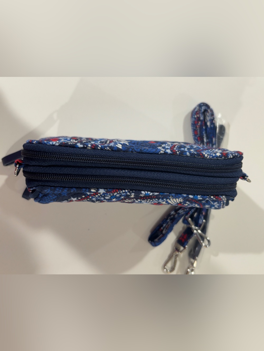 Vera Bradley “Fireworks Paisley” All-in-One Mini RFID Wallet/Crossbody - Picture 3 of 6
